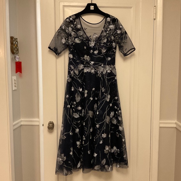 Teri Jon by Rickie Freeman Embroidered Tulle Tea Dress size 10 - Picture 1 of 11